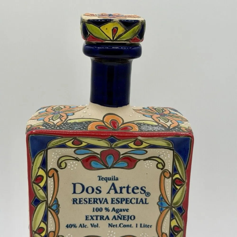 Dos Artes Reserva Especial Anejo Tequila Ceramic Collectors Empty Bottle 1L